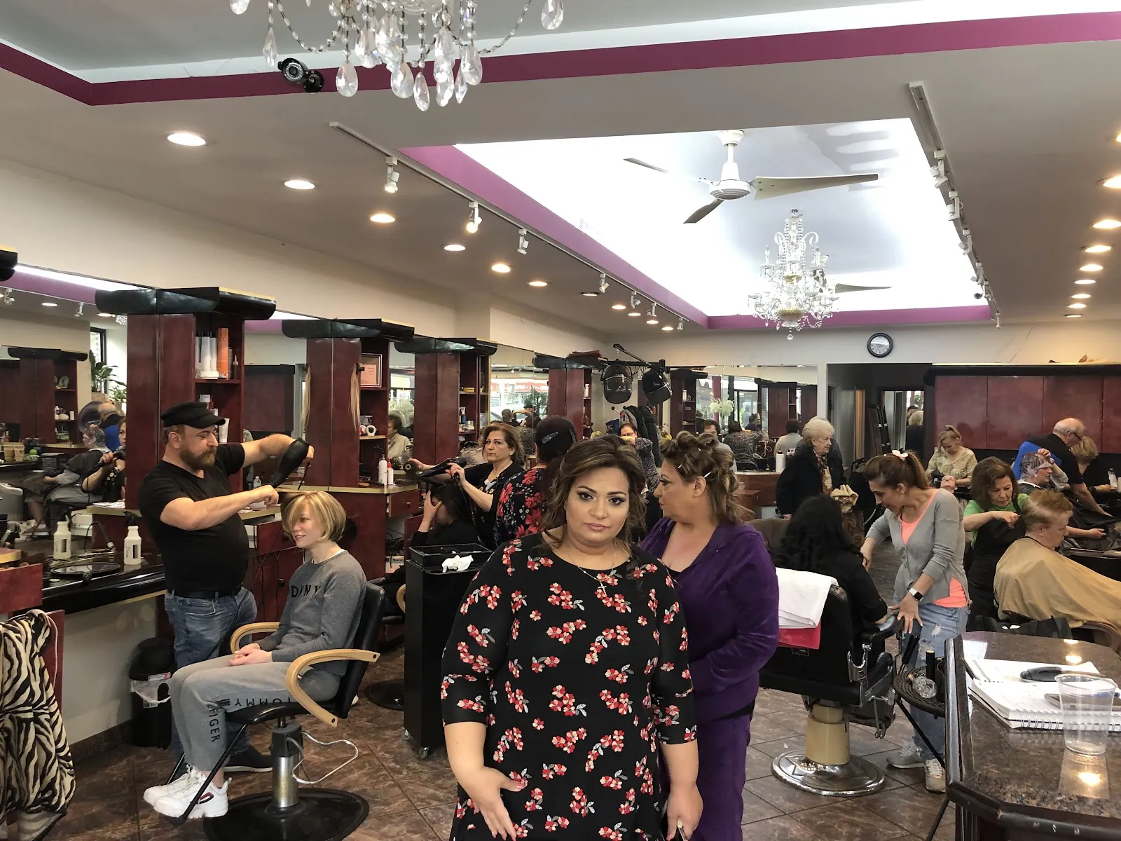 Alex Beauty Salon, beauty salon at 7923 5th Avenue in Brooklyn, New York