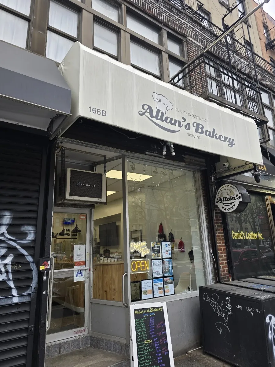 Allan's Bakery, bakery at 166 Allen Street in Manhattan, New York