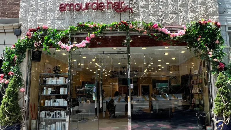 Amour de Hair, hair salon at 1454 3rd Avenue in Manhattan, New York
