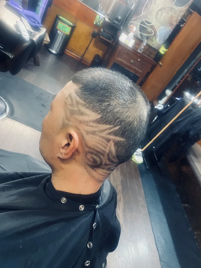 Arish Barber Shop, hair salon at 507 61st Street in Brooklyn, New York