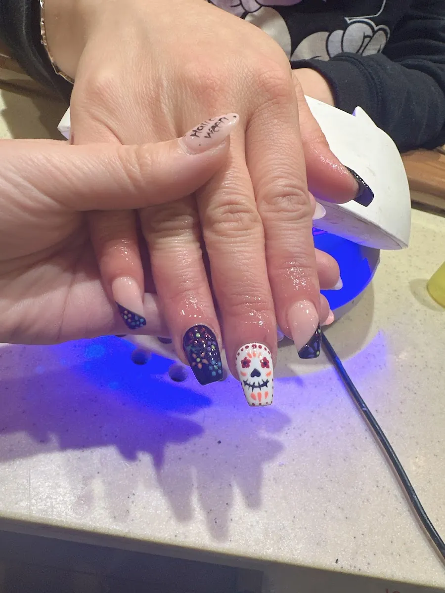 Athena's Nails, beauty salon at 31-11 30th Avenue in Queens, New York