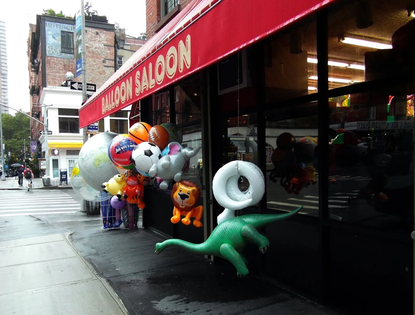 Balloon Saloon, party rentals at 133 West Broadway in Manhattan, New York