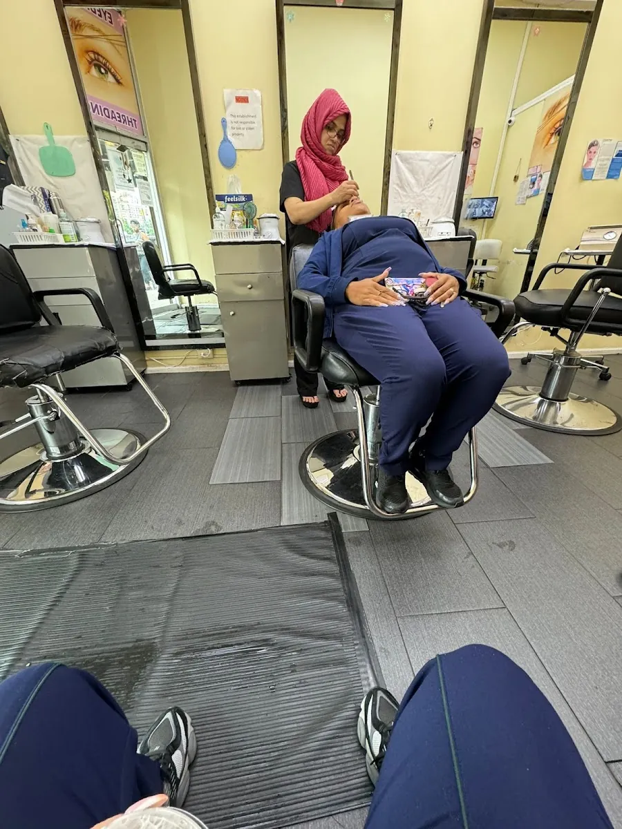 Beautiful Brows, beauty salon at 49 Hugh J. Grant Circle in The Bronx, New York