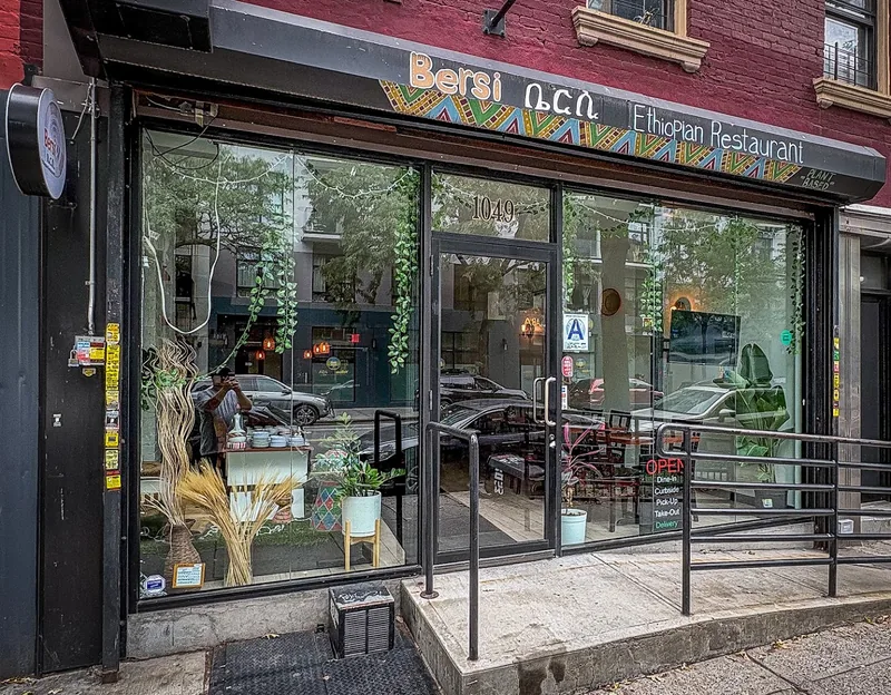 Bersi Ethiopian Restaurant, african kitchen at 1049 Manhattan Avenue in Brooklyn, New York