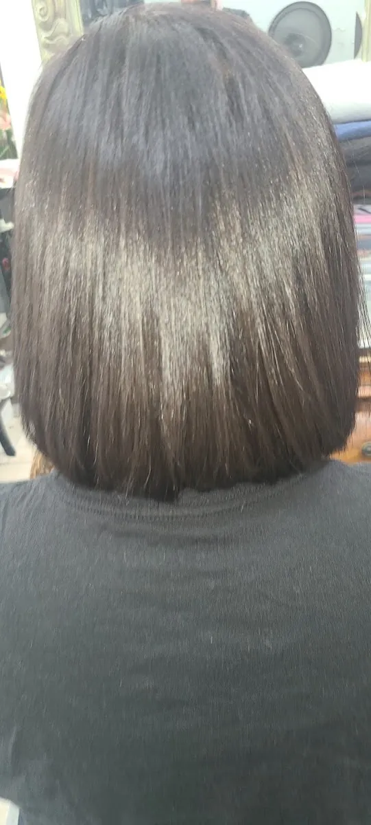 Blasina Hair Salon, hair salon at 973 Columbus Avenue in Manhattan, New York