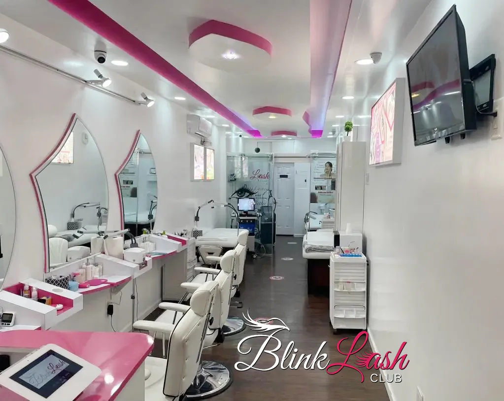 Blink Lash Club, beauty salon at 321 Bleecker Street in Manhattan, New York