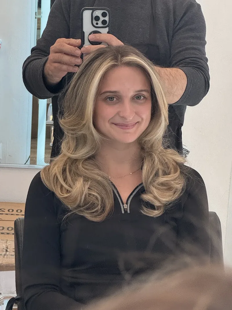 C&C Hair Salon, hair salon at 219 East 85th Street in Queens, New York
