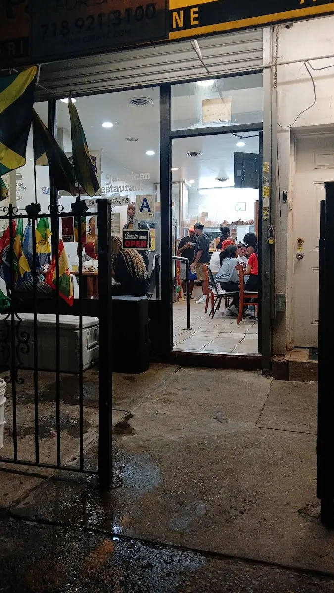 Cavy`s Jerk Spot llc, caribbean kitchen at 648 Rogers Avenue in Brooklyn, New York