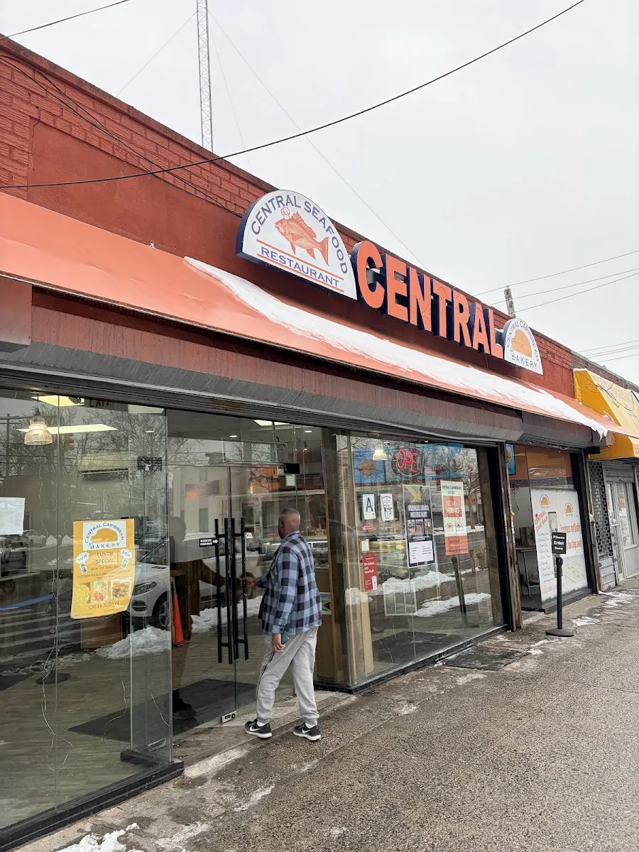 Central Caribbean Bakery & Central Seafood Restaurant, bakery at 1322 East Gun Hill Road in The Bronx, New York