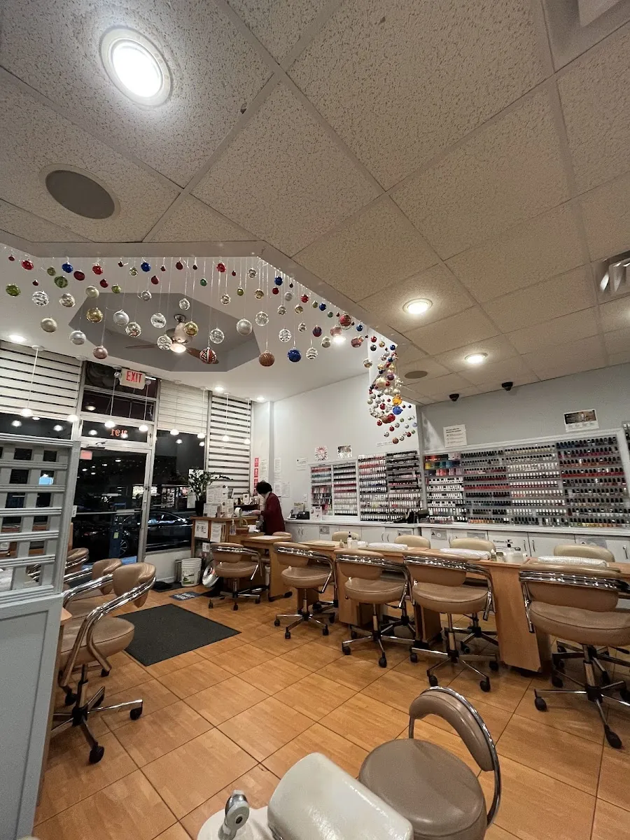 Cindy's Nail, beauty salon at 491 Amsterdam Avenue in Manhattan, New York