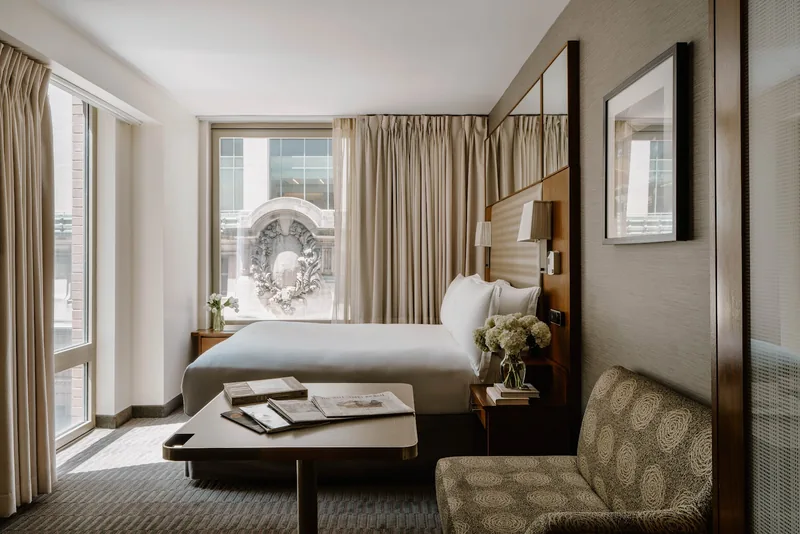 Club Quarters Hotel, hotel at 128 East 45th Street in Manhattan, New York