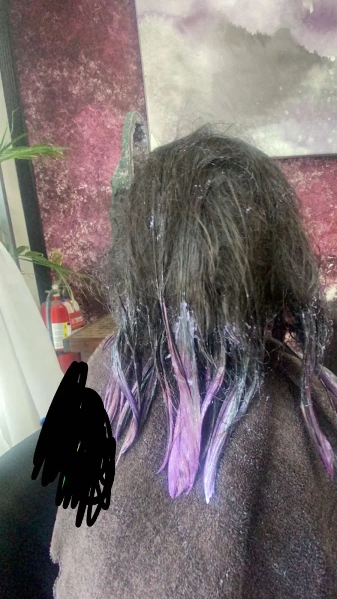 Craze Salon, hair salon at 50-06 69th Street in Queens, New York