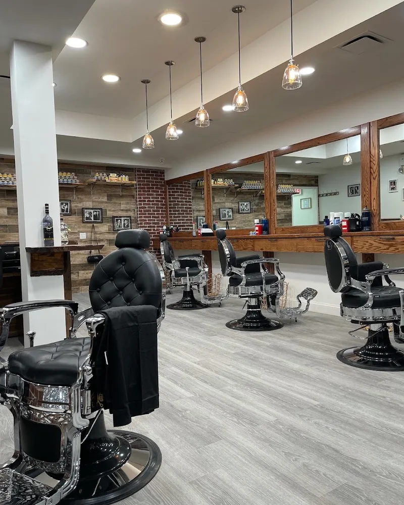 Darden’s Barbershop, hair salon at 688 6th Avenue in Manhattan, New York