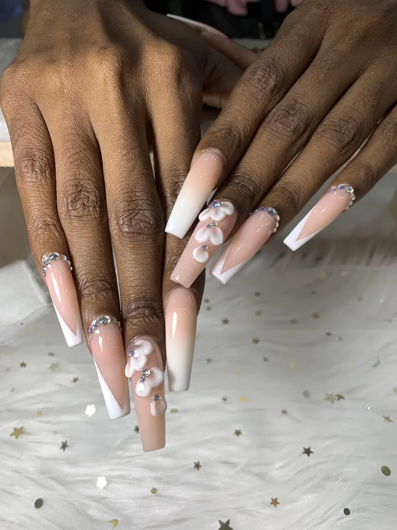 Diamond Pretty Nails