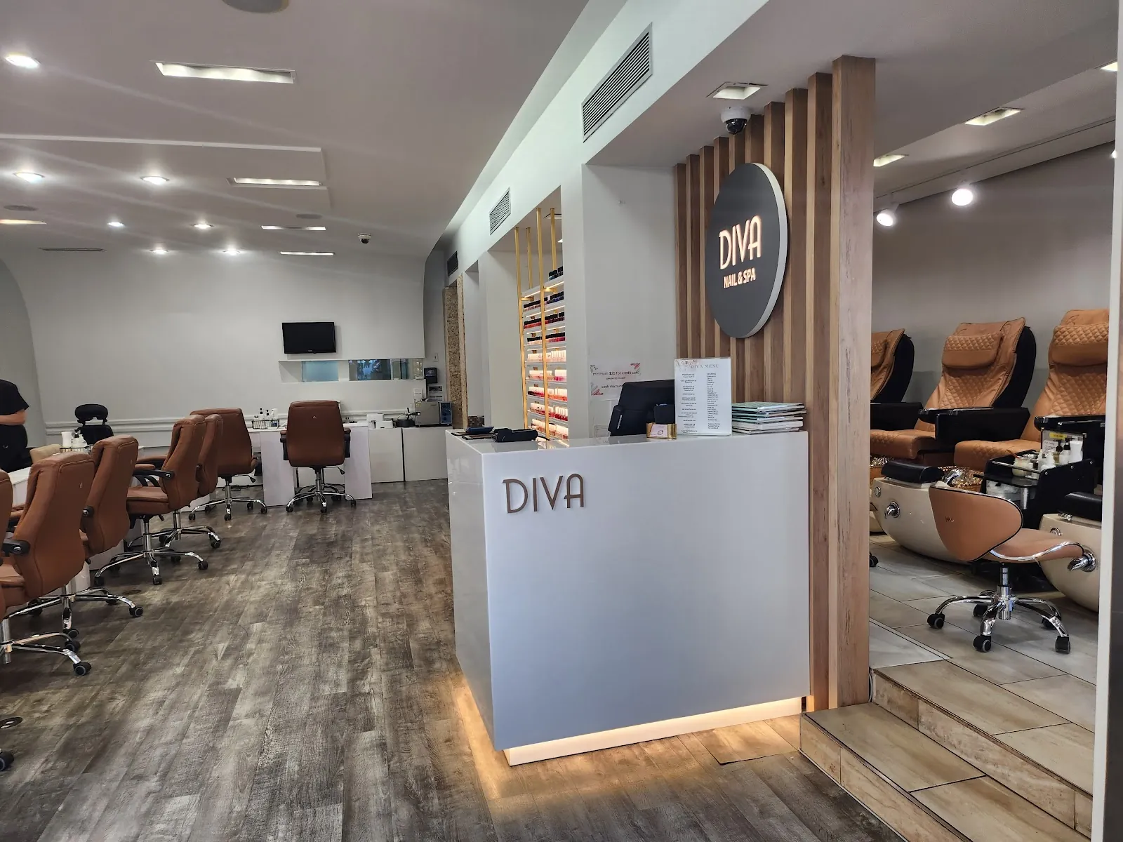 Diva Nails & Spa, beauty salon at 1227 Lexington Avenue in Manhattan, New York