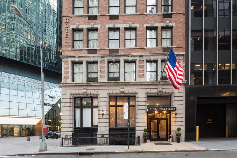 Eurostars Wall Street, hotel at 129 Front Street in Manhattan, New York