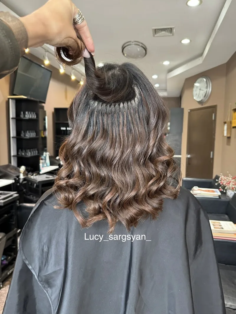Evelina Beauty Salon, beauty salon at 55-07 Metropolitan Avenue in Queens, New York
