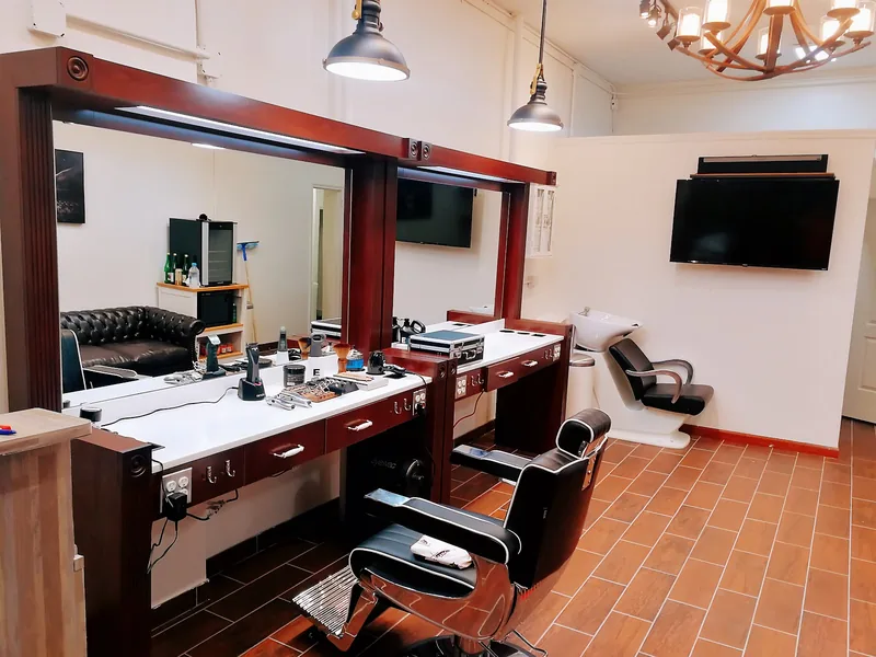 Fademan Barber, hair salon at 1650 3rd Avenue in Manhattan, New York