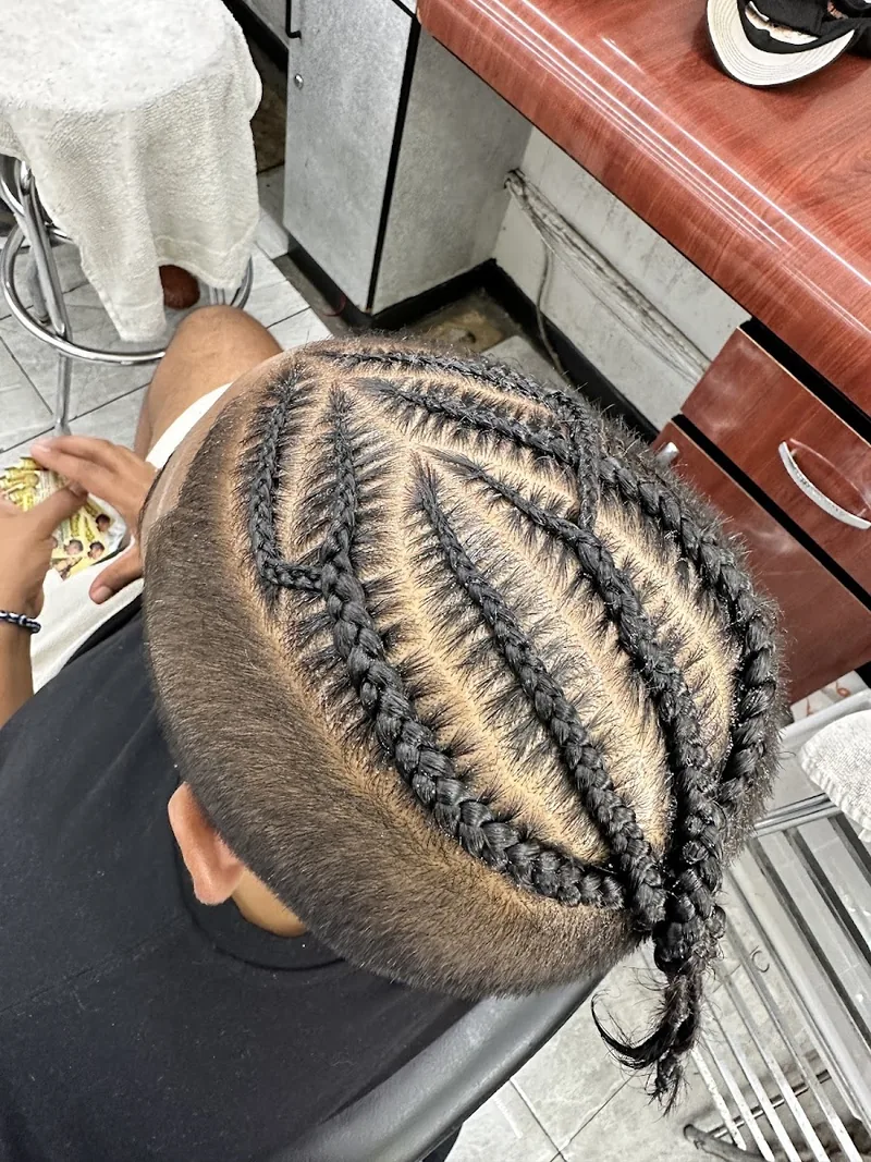 Fanta Cisse Hair Braiding, hair salon at 2135 Caton Avenue in Brooklyn, New York