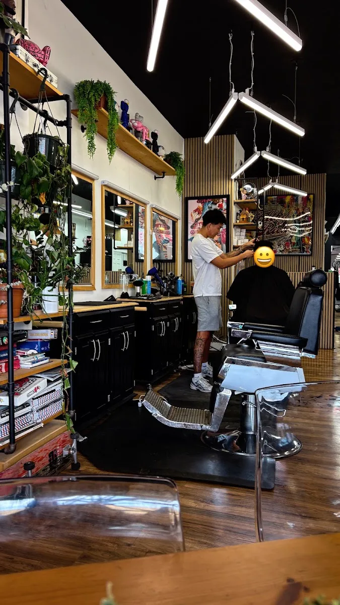 Filthy Rich Barbershop, hair salon at 63-12 Roosevelt Avenue in Queens, New York