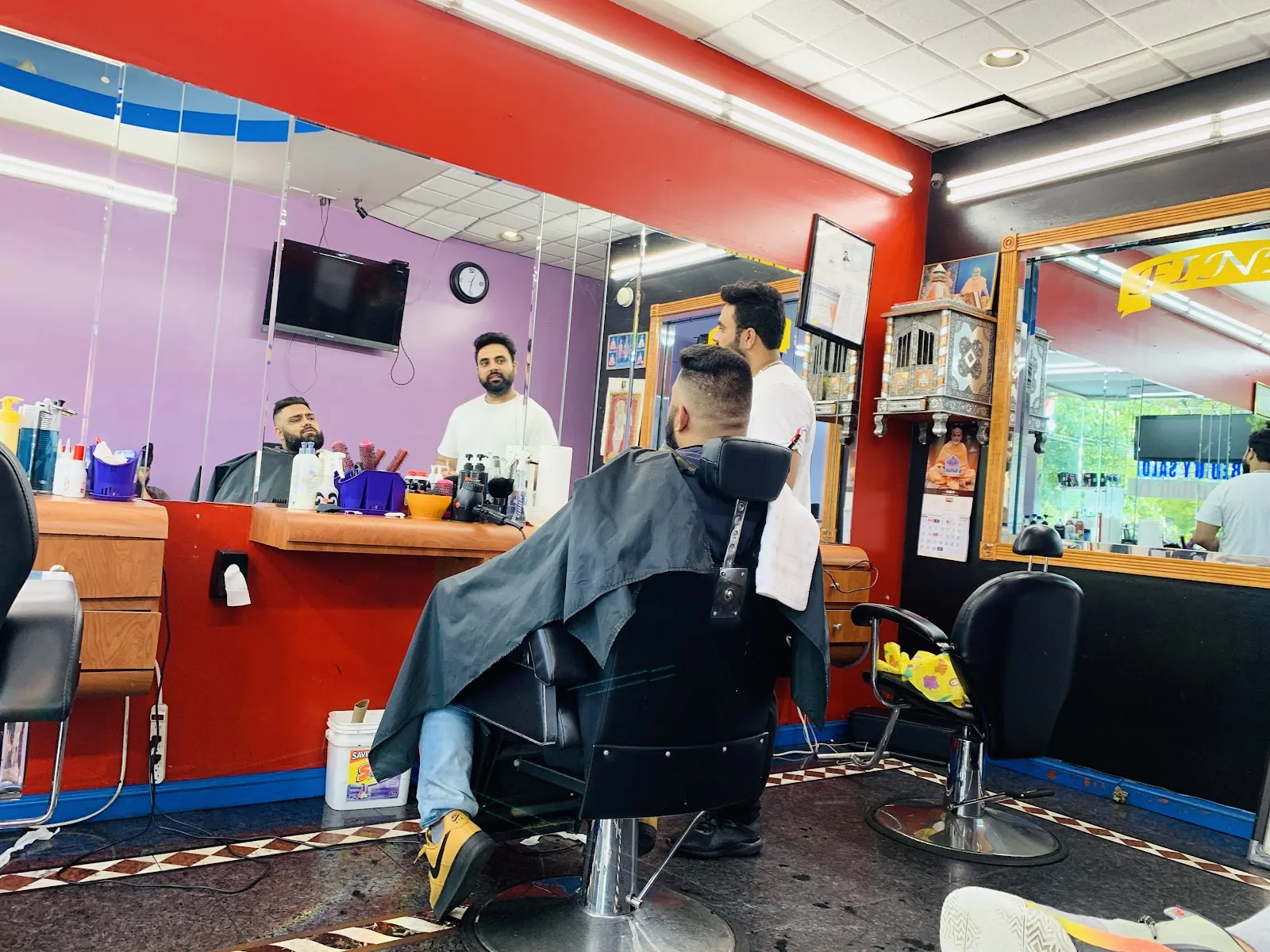 Fine Beauty Salon, beauty salon at 255-17 Hillside Avenue in Queens, New York