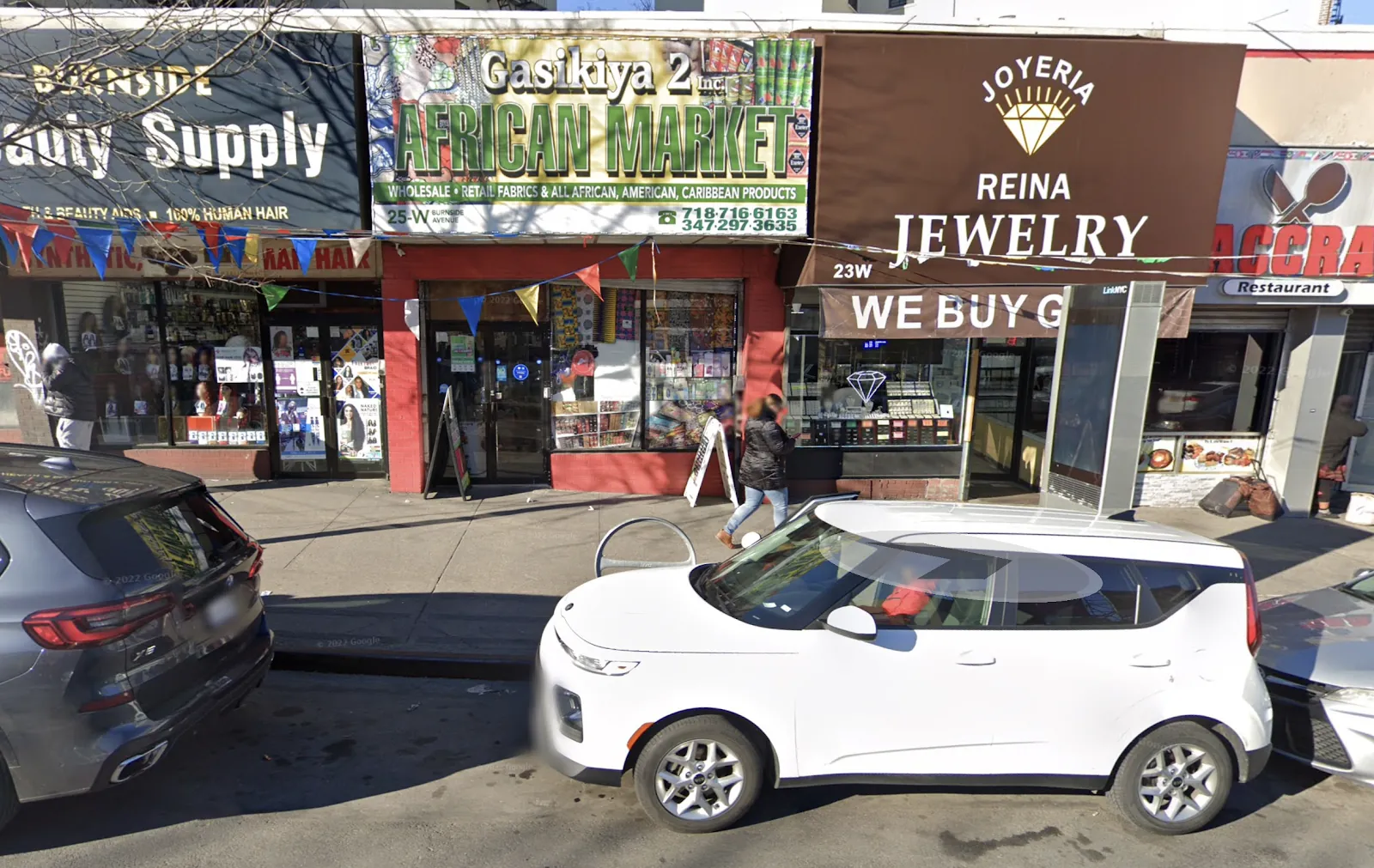 Gaskiya African Market, grocery shop at 25 West Burnside Avenue in The Bronx, New York