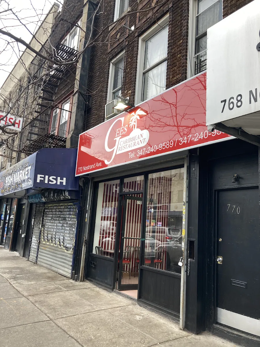 Gee's Caribbean Restaurant, caribbean kitchen at 770 Nostrand Avenue in Brooklyn, New York