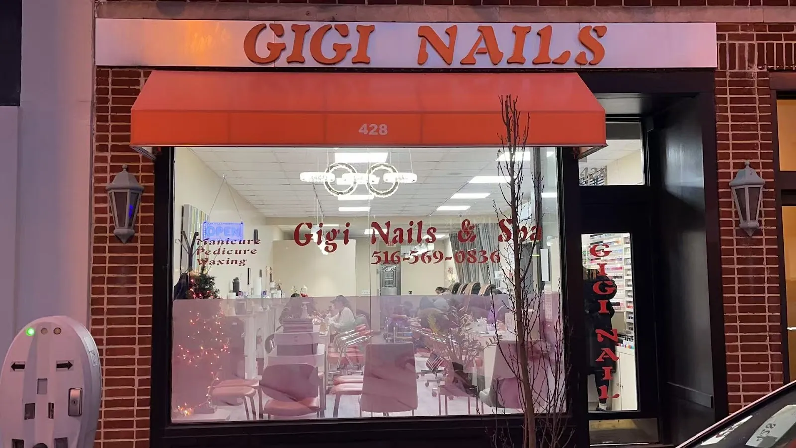 Gigi Nails, beauty salon at 428 Central Avenue in Queens, New York