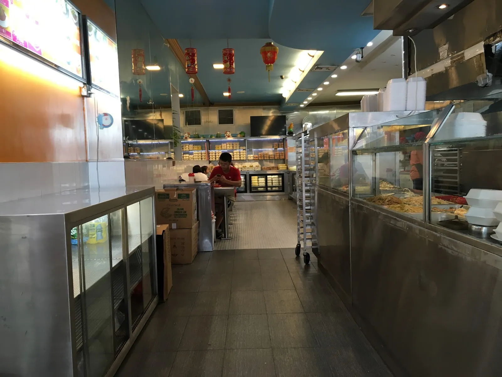 Golden Bun Bakery, bakery at 2180 86th Street in Brooklyn, New York