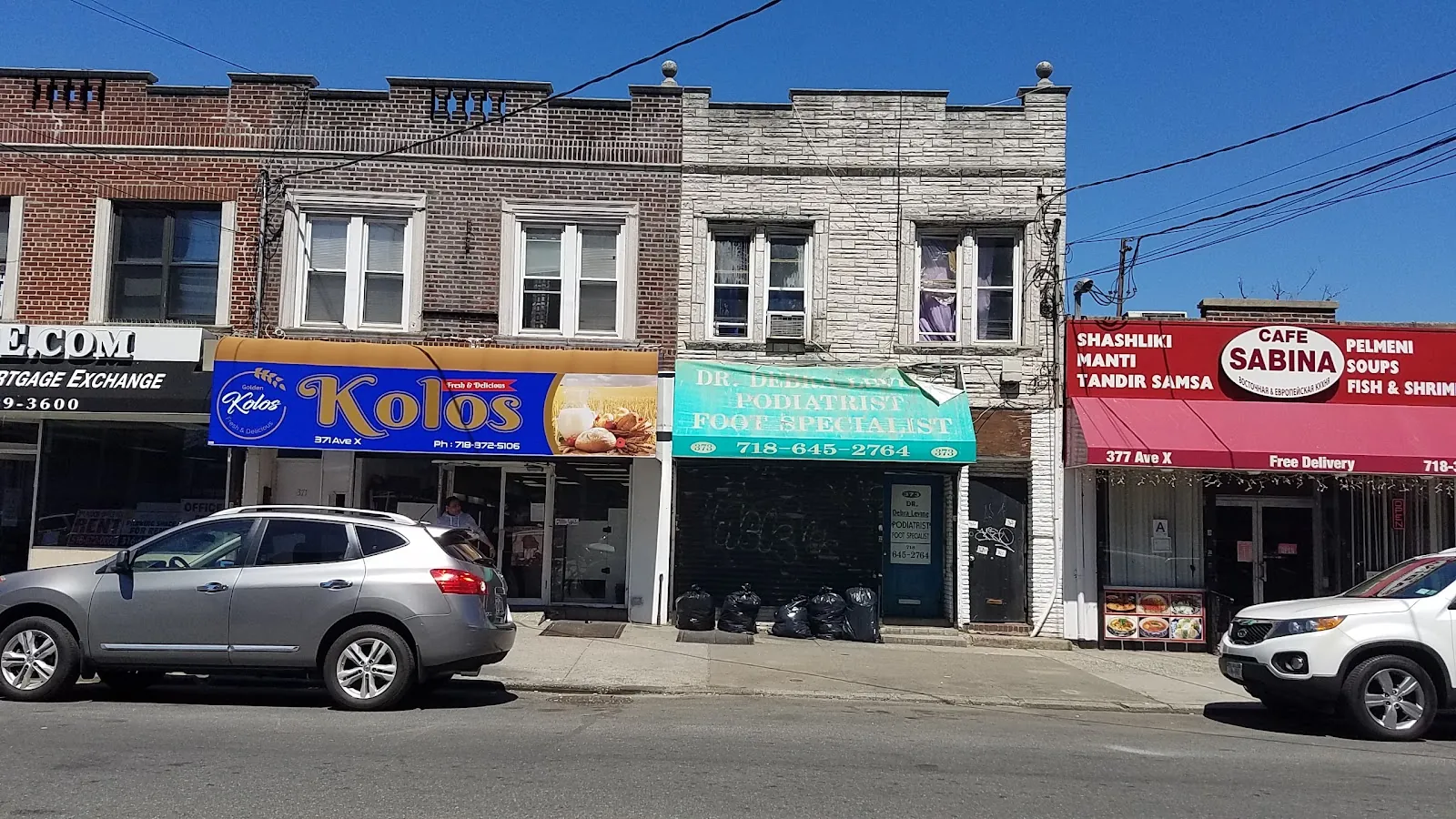 Golden Kolos, bakery at 371 Avenue X in Brooklyn, New York