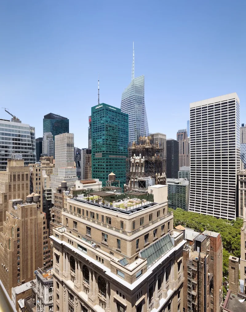 Grayson, hotel at 30 West 39th Street in Manhattan, New York