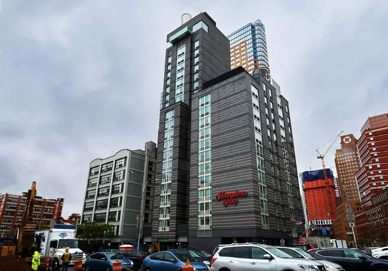 Hampton, hotel at 125 Flatbush Avenue Extension in Brooklyn, New York