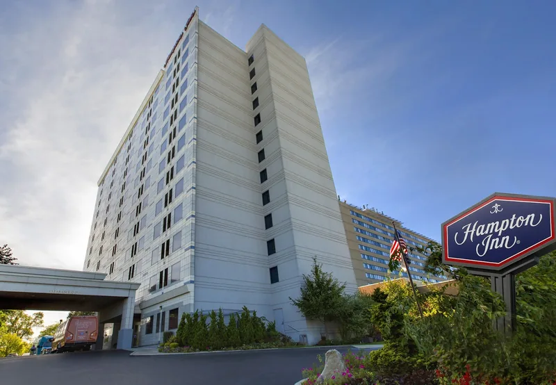 Hampton Inn