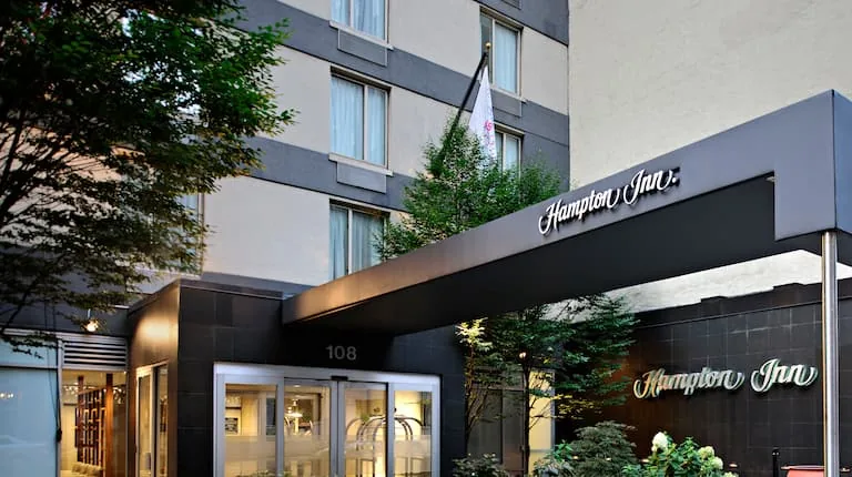 Hampton Inn, hotel at 108 West 24th Street in Manhattan, New York