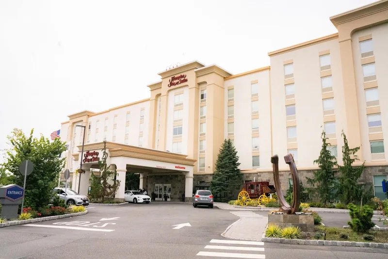 Hampton Inn & Suites Staten Island, hotel at 1120 South Avenue in Staten Island, New York