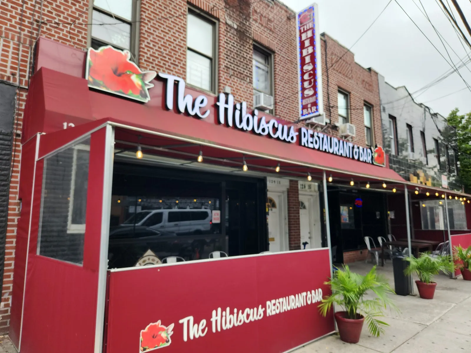 Hibiscus, caribbean kitchen at 124-18 101st Avenue in Queens, New York