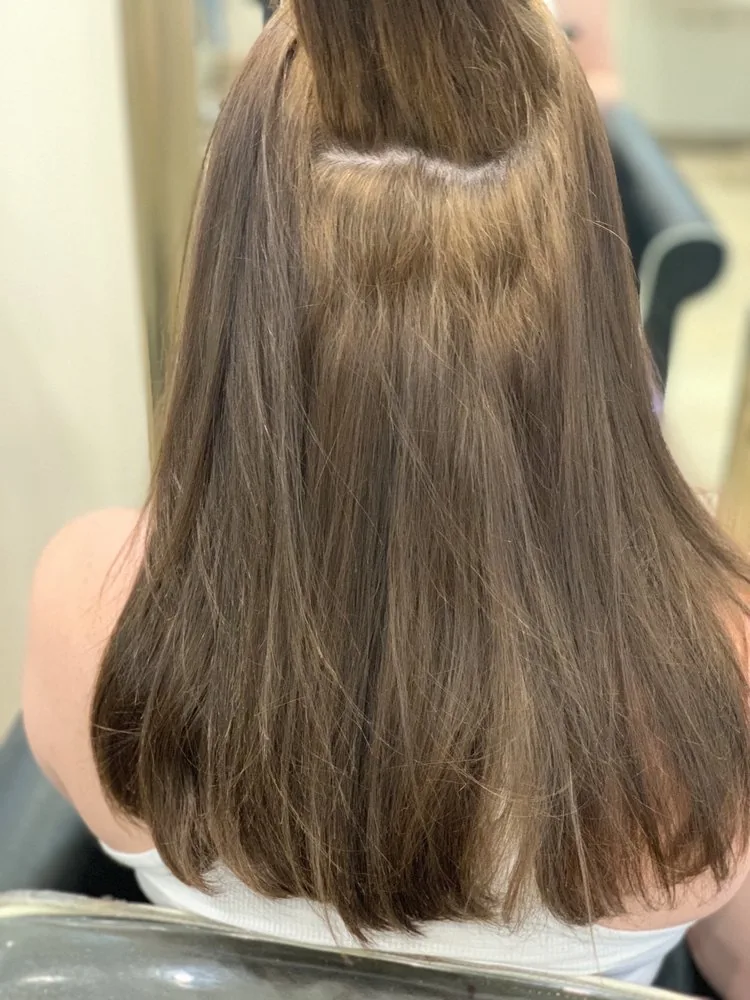 Hollywood Salon, hair salon at 372 2nd Avenue in Manhattan, New York