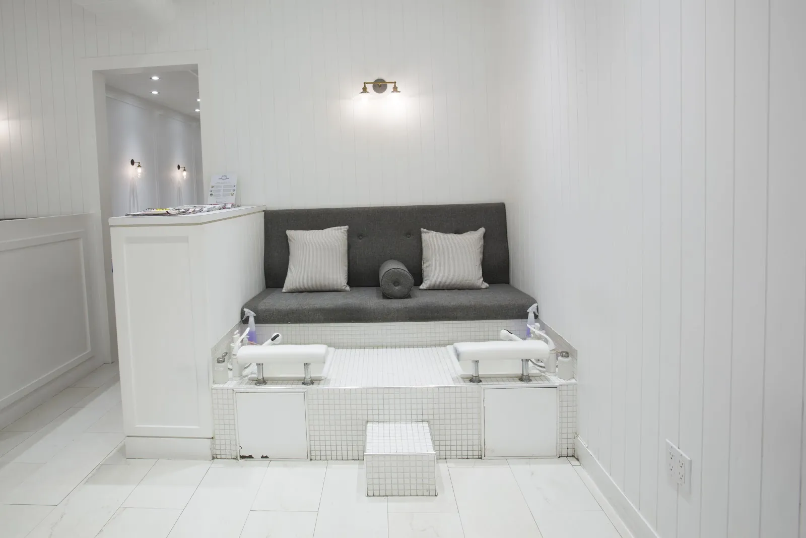 Honey Nail Salon, beauty salon at 490 Myrtle Avenue in Brooklyn, New York