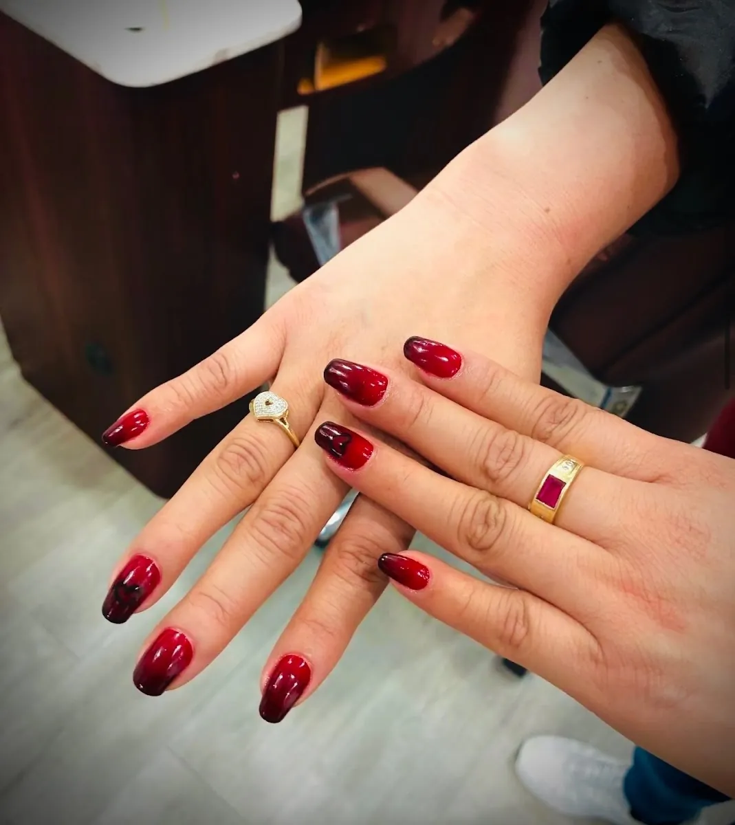 Hope Spa & Nails, beauty salon at 1032 1st Avenue in Manhattan, New York