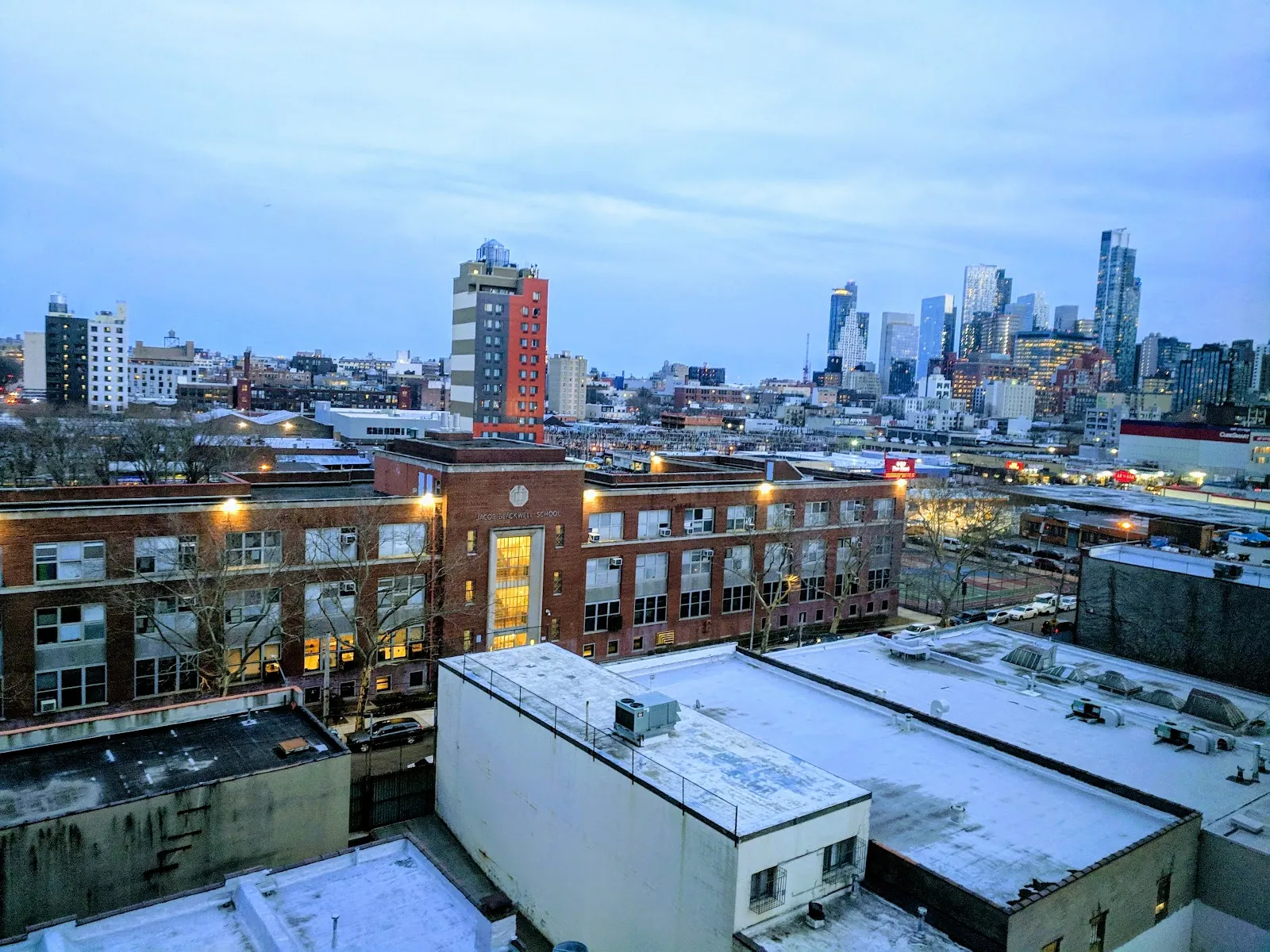 Hotel Nirvana, hotel at 12-02 37th Avenue in Queens, New York