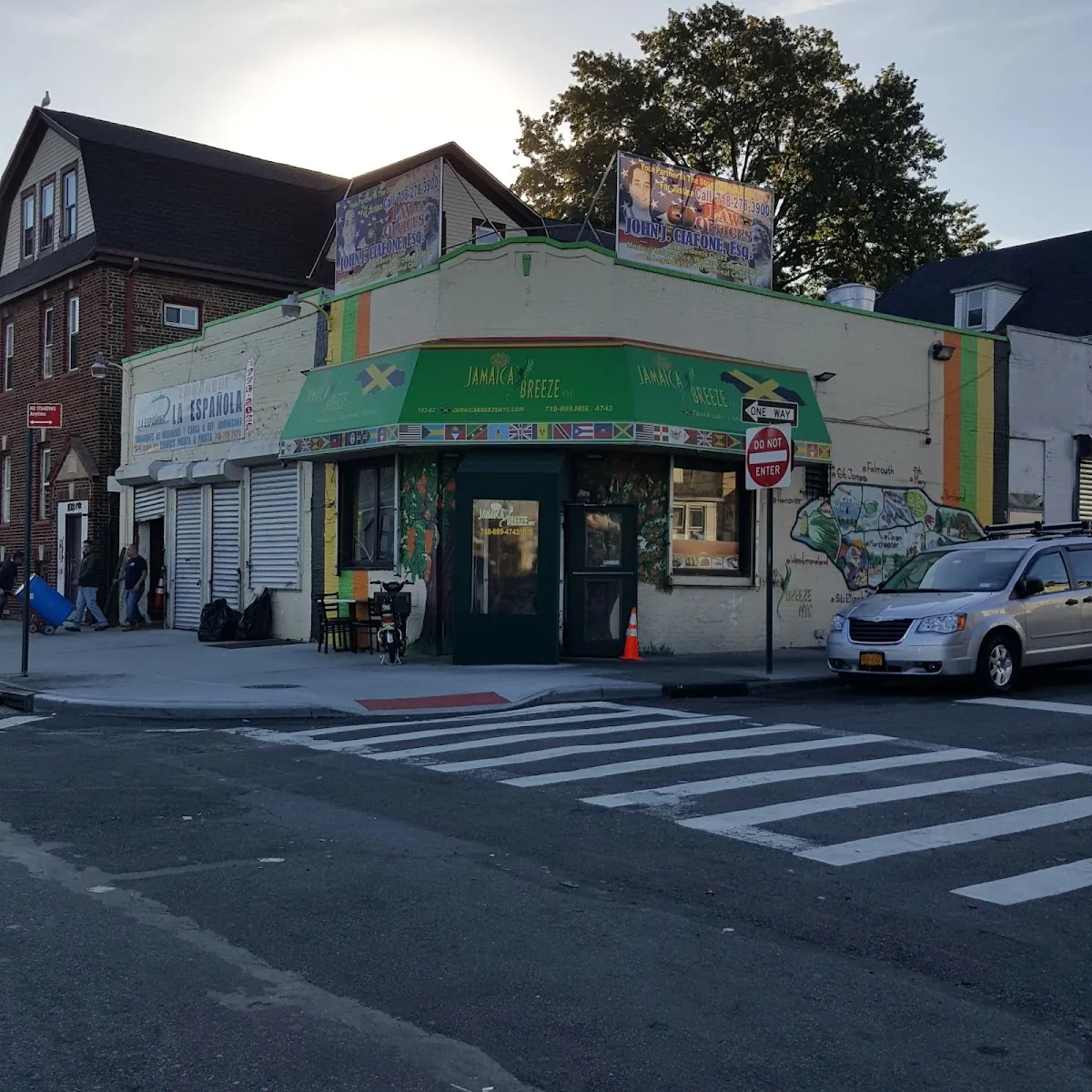 Jamaica Breeze, caribbean kitchen at 103-02 Astoria Boulevard in Queens, New York