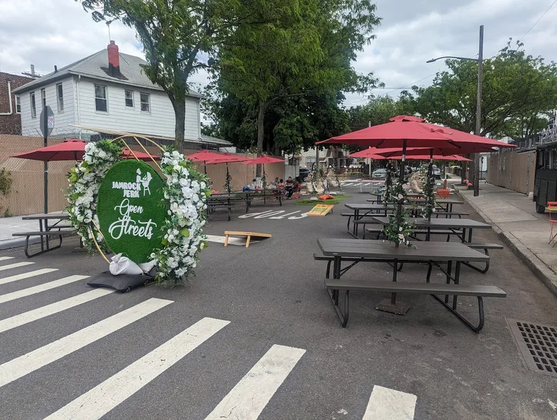 JAMROCK JERK, caribbean kitchen at 139-20 109th Avenue in Queens, New York