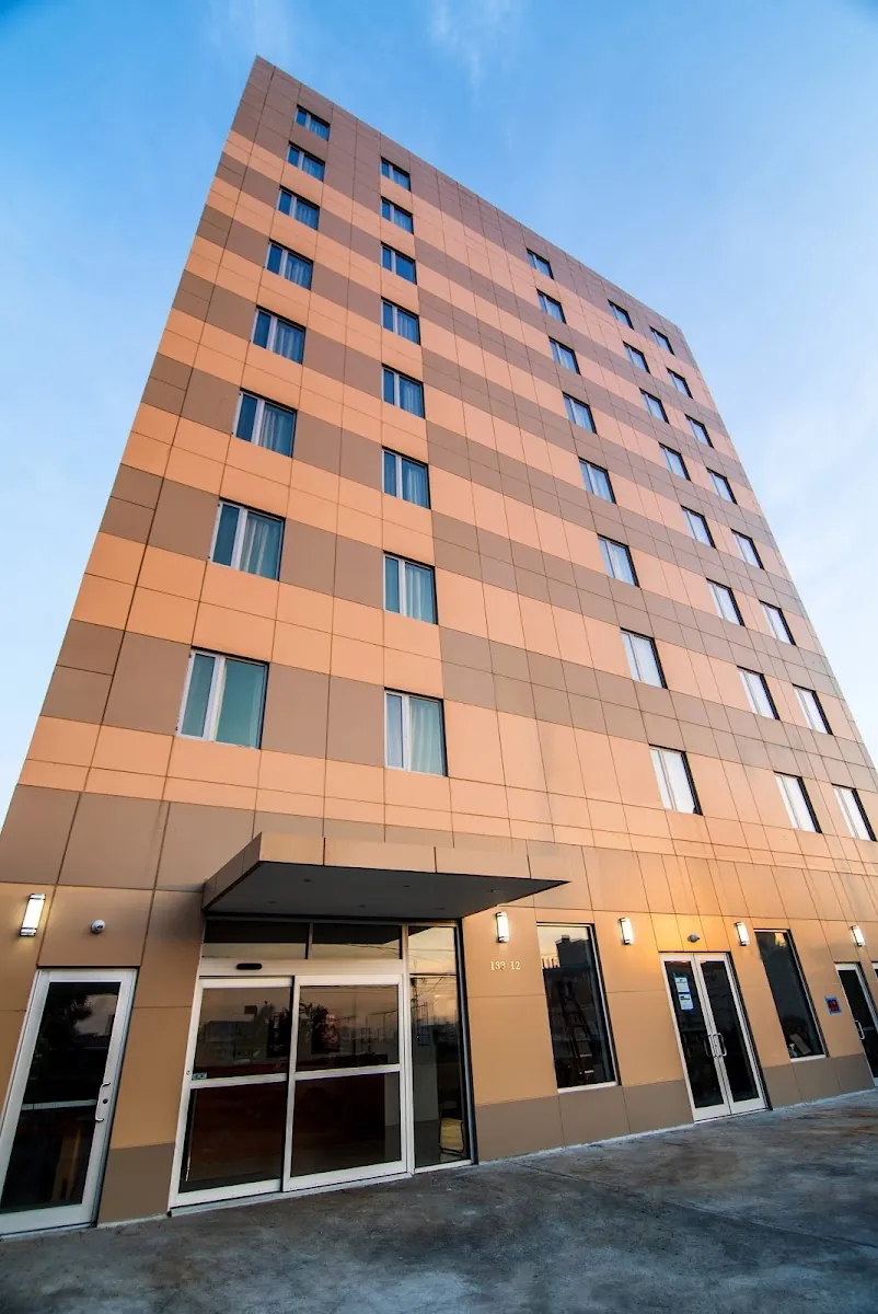 John Hotel, hotel at 133-12 37th Avenue in Queens, New York