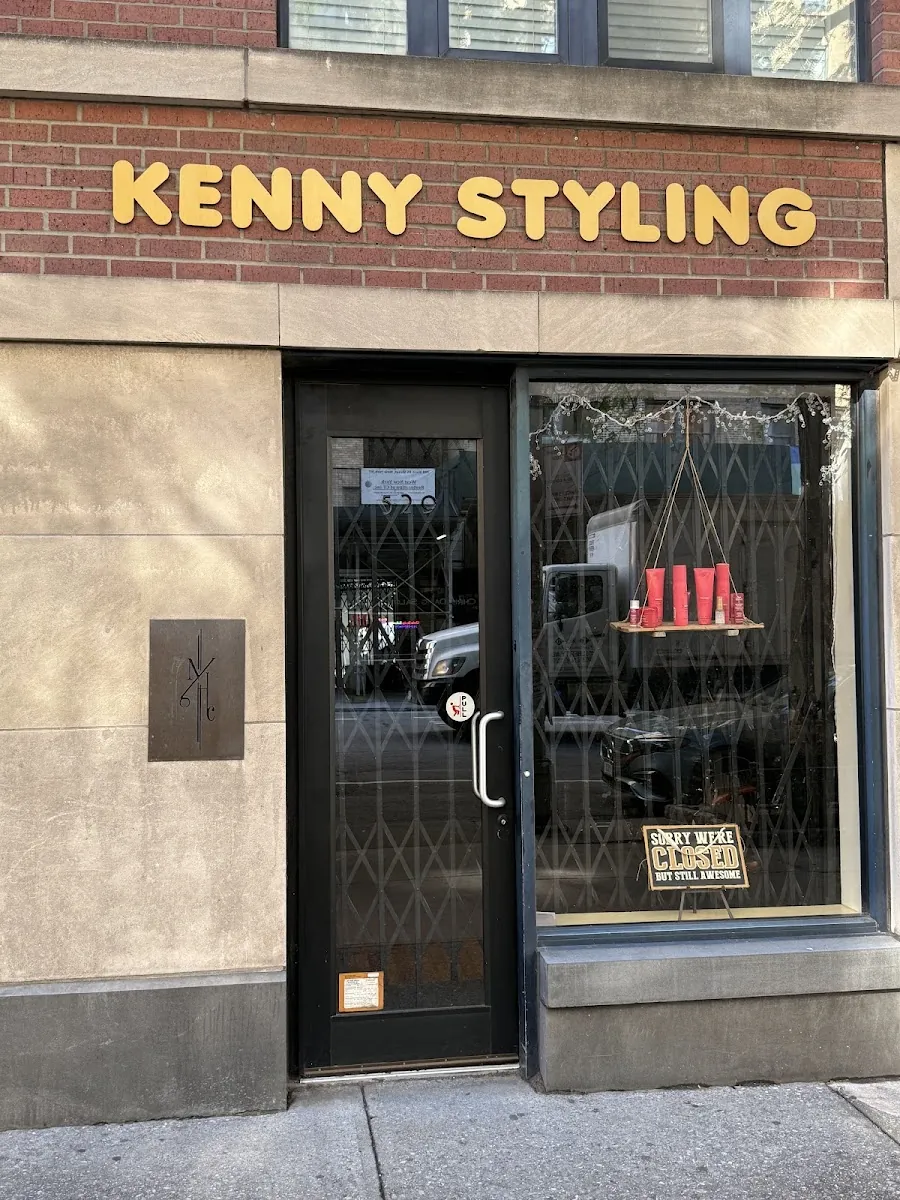 Kenny Styling, hair salon at 529 Amsterdam Avenue in Manhattan, New York