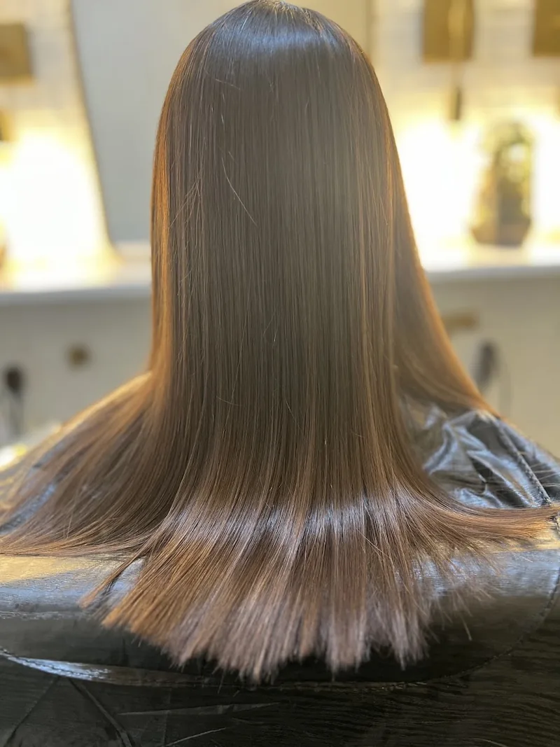 Kuon Salon, hair salon at 158 East 45th Street in Manhattan, New York