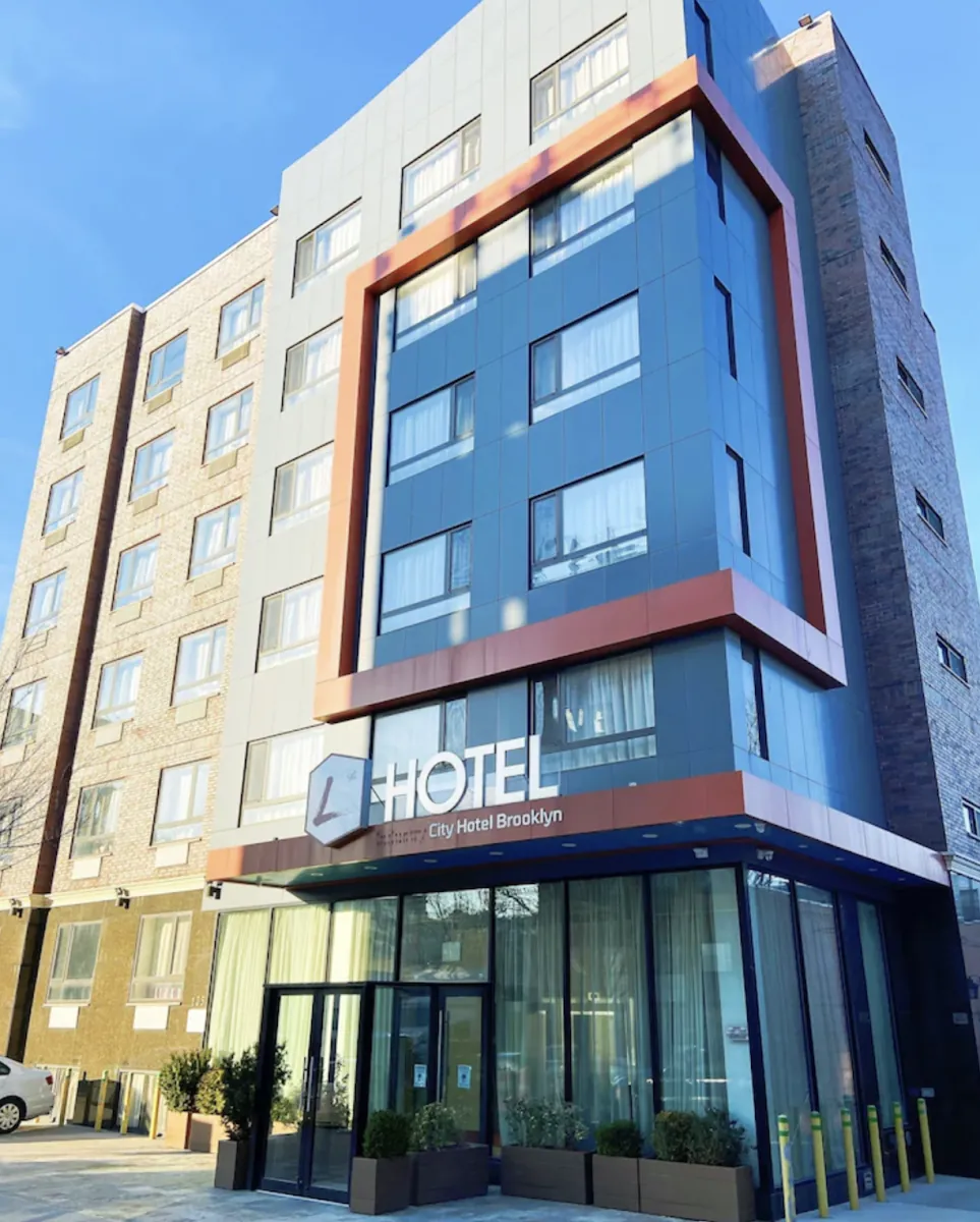 L Hotel, hotel at 135 32nd Street in Brooklyn, New York