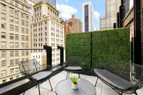 Le Méridien New York, Central Park, hotel at 120 West 57th Street in Manhattan, New York