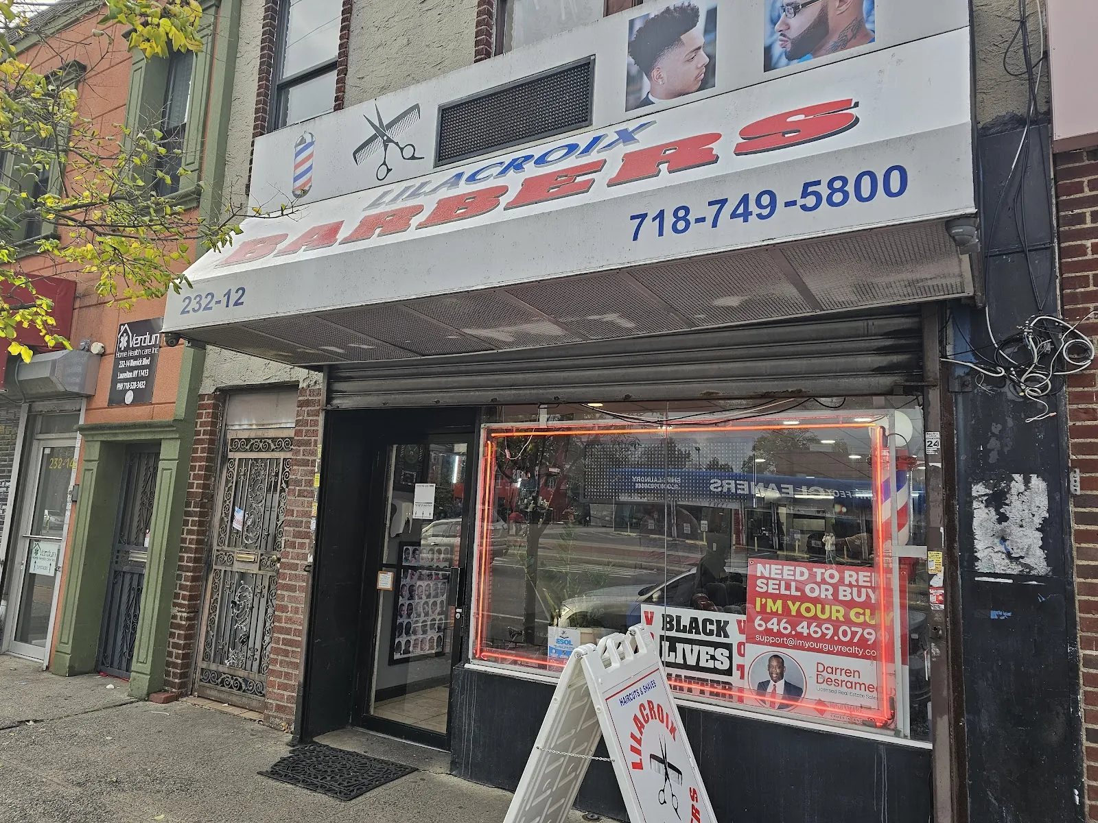Lilacroix Barbers, hair salon at 232-12 Merrick Boulevard in Queens, New York