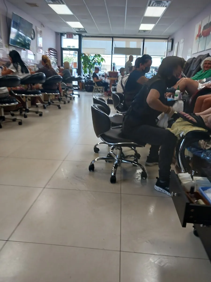 Lily's Nail & Beauty, beauty salon at 114-13 Beach Channel Drive in Queens, New York