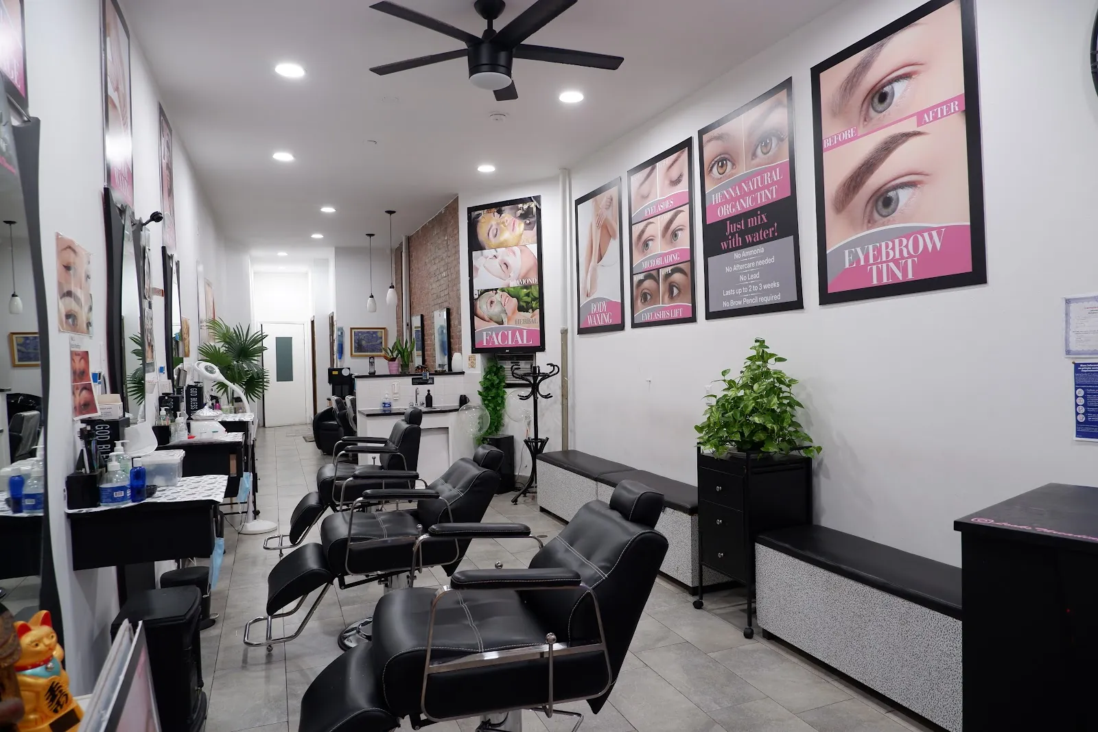 Looks, beauty salon at 227 East 14th Street in Manhattan, New York